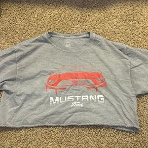 Grey cropped Mustang T-Shirt
